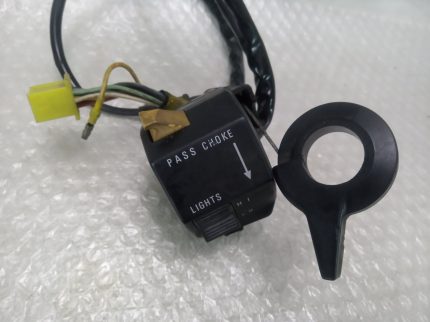 Suzuki RG Γ 250 WALTER WOLF LEFT HANDLEBAR SWITCH 85