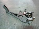 Kawasaki GPZ 900 R Footpeg Bracket Right/ Pedal / Valve / Footrest