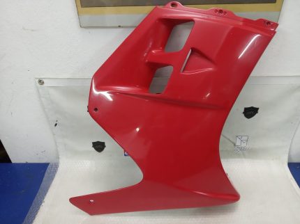 Honda VFR 750 F rc24 RIGHT FAIRING 86-87