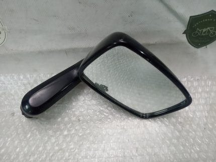 Honda VFR 750 F rc24 RIGHT MIRROR 86-