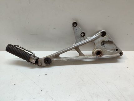 HONDA CBX 550F- FOOT BRACKET/FOOT REST RIGHT