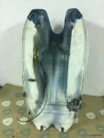 Suzuki GSX550es TANK(WITH DAMAGE) - Image 5