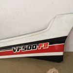 HONDA VF500F2 RIGHT SIDE PANEL