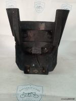 Honda VF 750 F REAR FENDER - Image 4