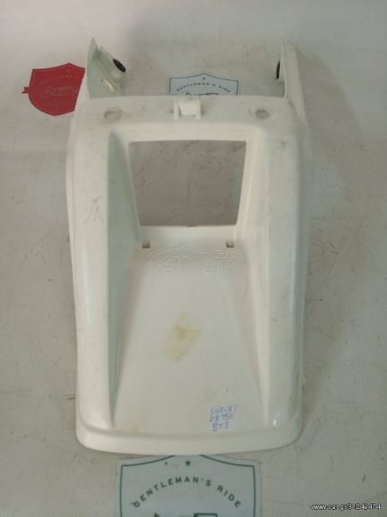 Suzuki DR 750 BIG REAR FENDER 1987