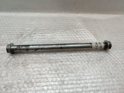 YAMAHA GTS 1000- AXLE SWINGARM