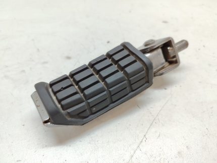 HONDA CB 450S- FOOTREST FRONT RIGHTT