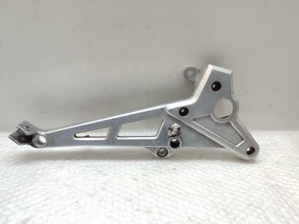 HONDA CB 450S- FOOT PEG BRACKET RIGHT